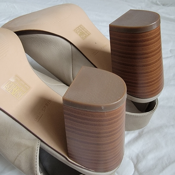 Call it Spring - Peep Toe Block Heels - Size 10 - Picture 10 of 12